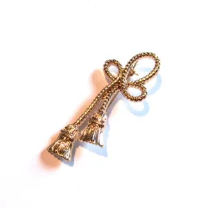 Elegantly Cool Looped Faux Twisted Braid Tassel Brooch