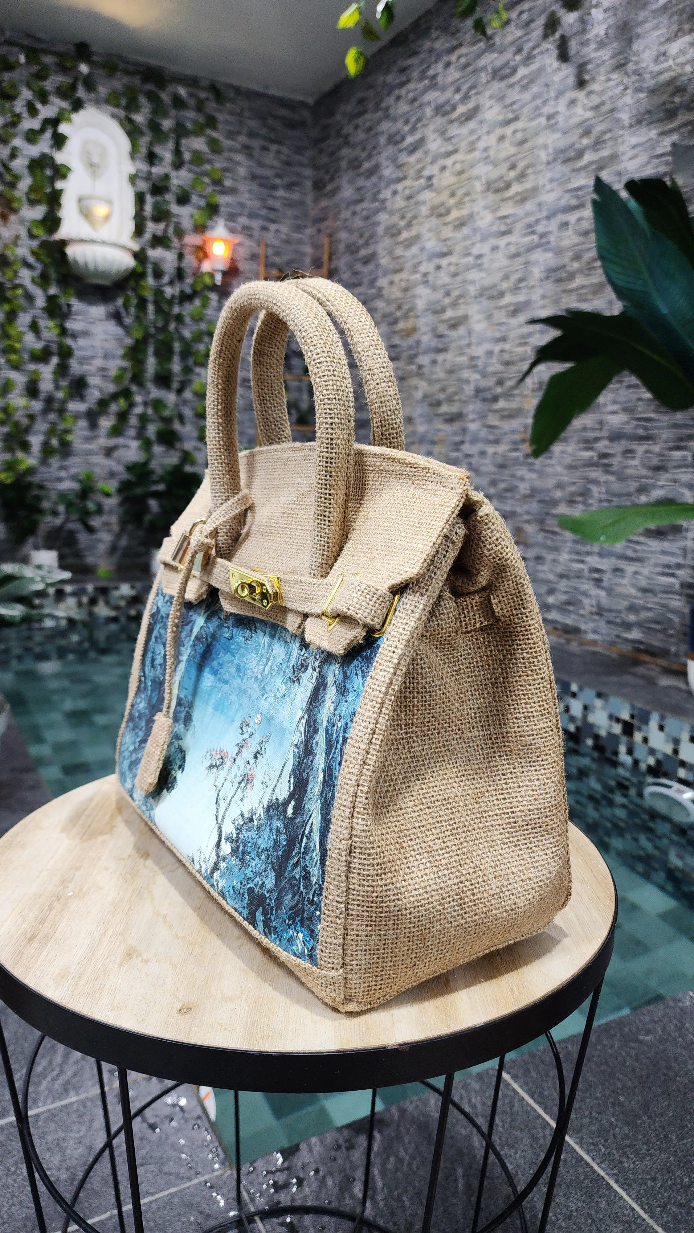 Handpainted jute bag, Medium size (30cm)_style 17