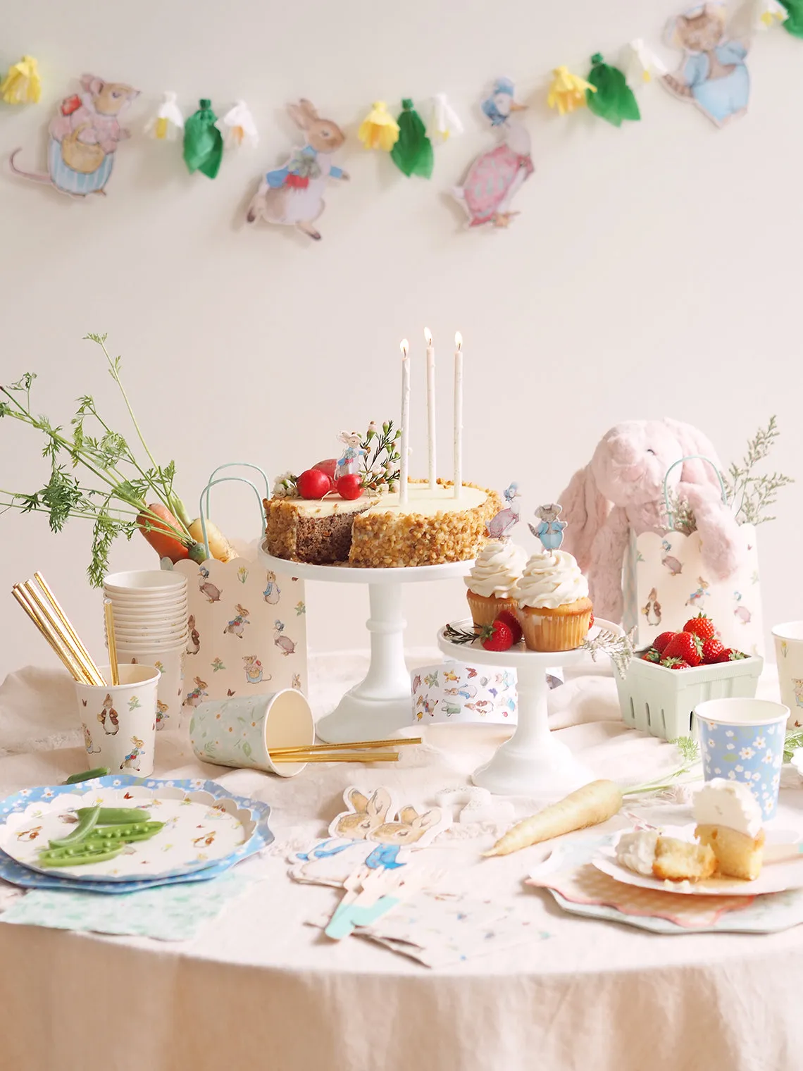 Peter Rabbit & Friends Party Cups